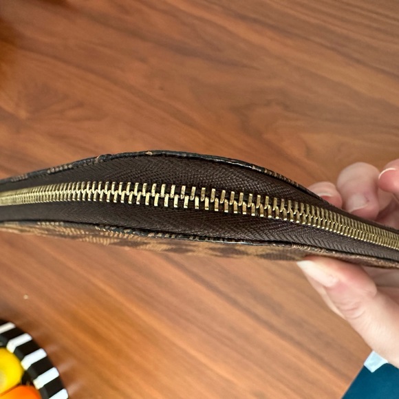 Louis Vuitton Damier Ebene Olav Organizer Wallet - Picture 7 of 10